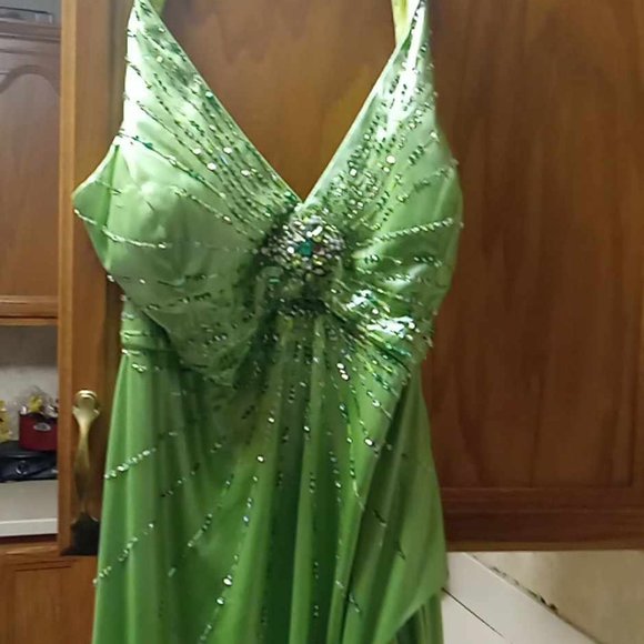 PARTY  TIME  WOMENS DRESS LONG SIZE 18 - Picture 1 of 15